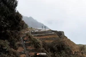 So many stairs are what makes difficult the Inca trail