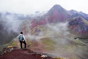 Exploring the Rainbow Mountain Pallay, Punchu, a view from above