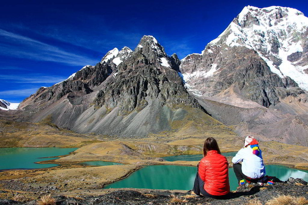 Great view on the Ausangate 7 Lakes Trek